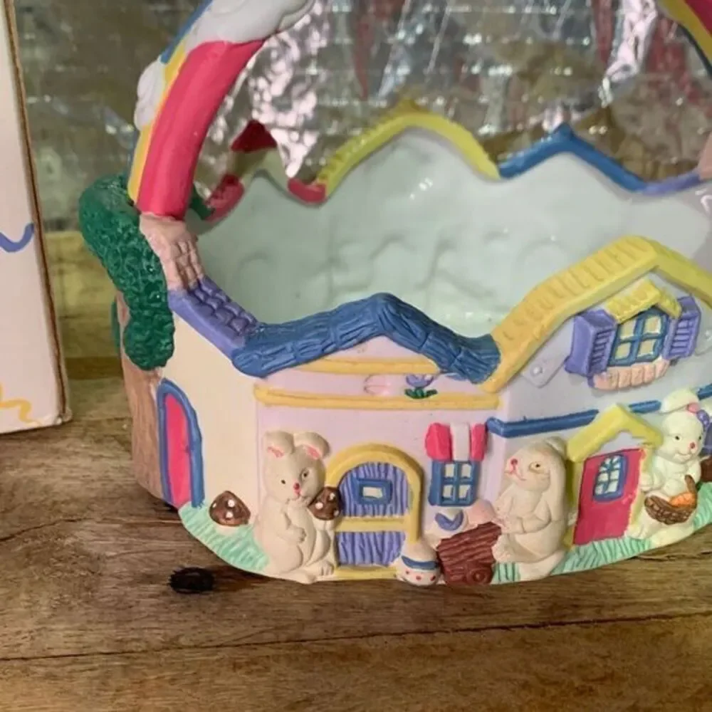 ‎1995 porcelain Easter house basket   Easter decoration. Vintage